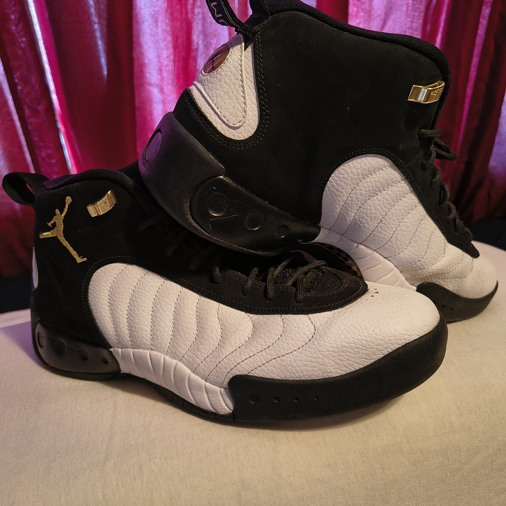 NIKE Jordan Jumpman Taxi High Tops